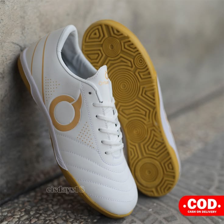 jenis sepatu futsal