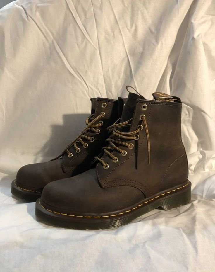 jenis sepatu boots
